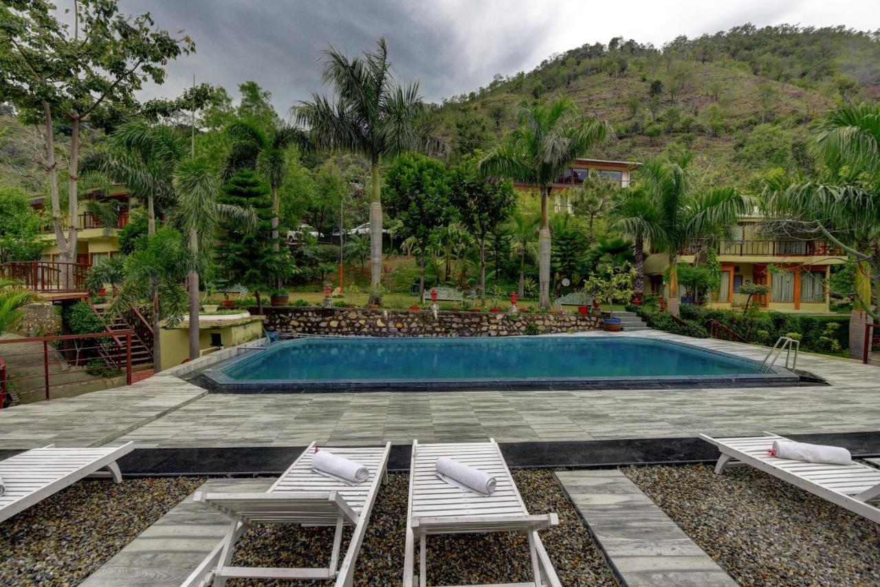 Hotel Raga On The Ganges, Rishīkesh Extérieur photo
