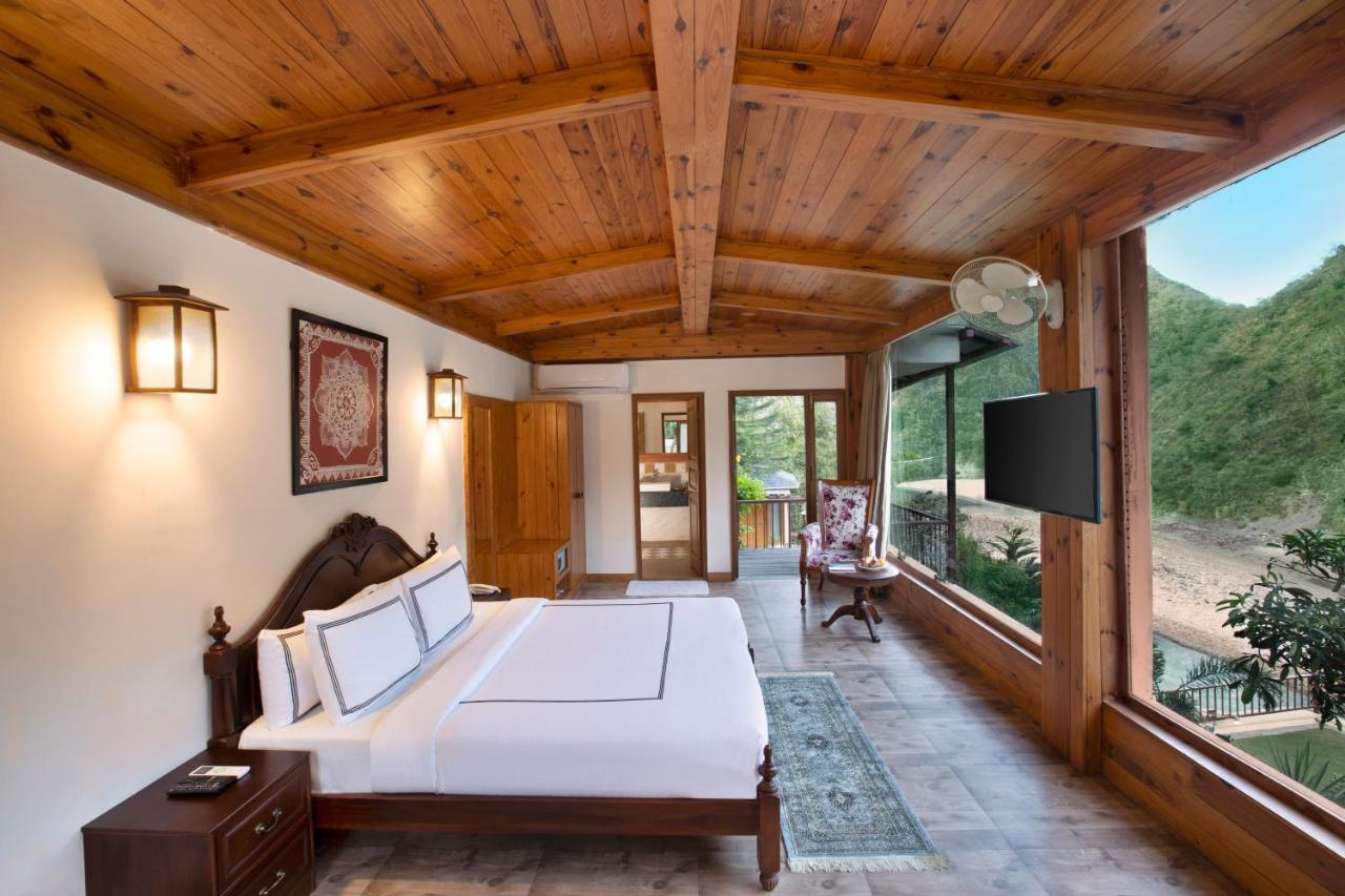 Hotel Raga On The Ganges, Rishīkesh Extérieur photo
