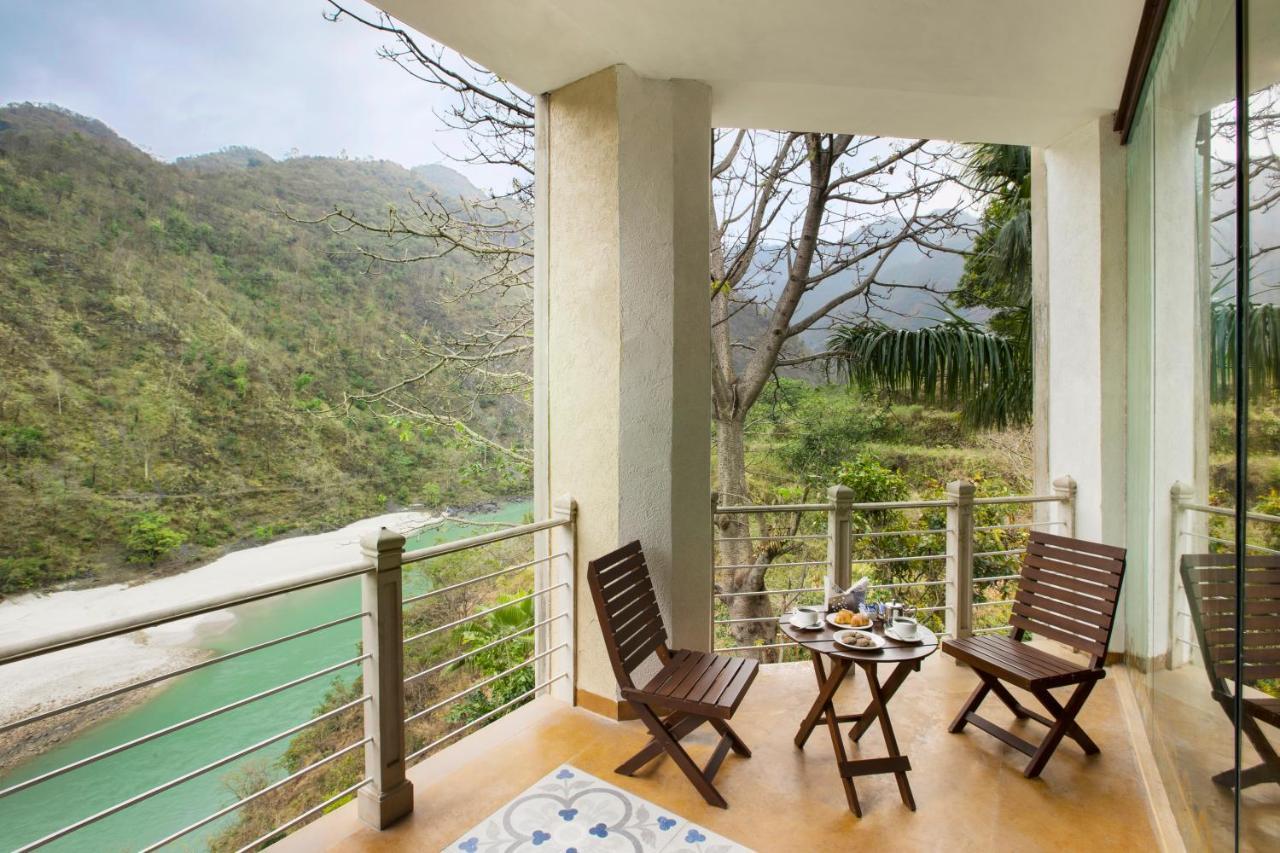 Hotel Raga On The Ganges, Rishīkesh Extérieur photo