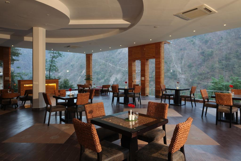 Hotel Raga On The Ganges, Rishīkesh Extérieur photo