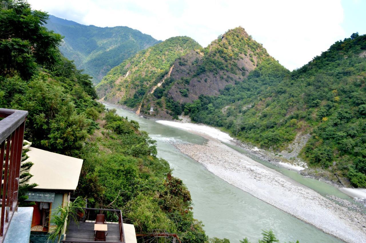 Hotel Raga On The Ganges, Rishīkesh Extérieur photo