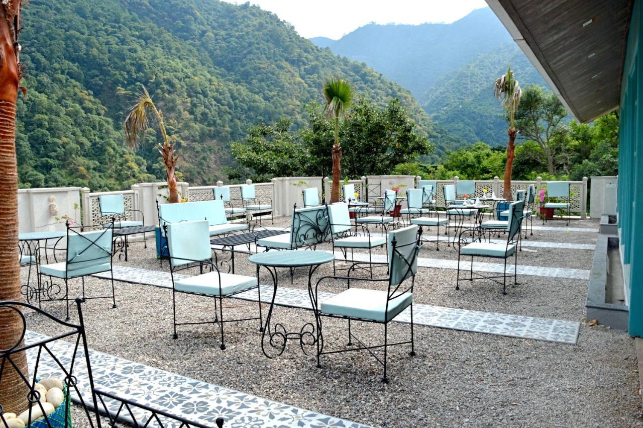 Hotel Raga On The Ganges, Rishīkesh Extérieur photo